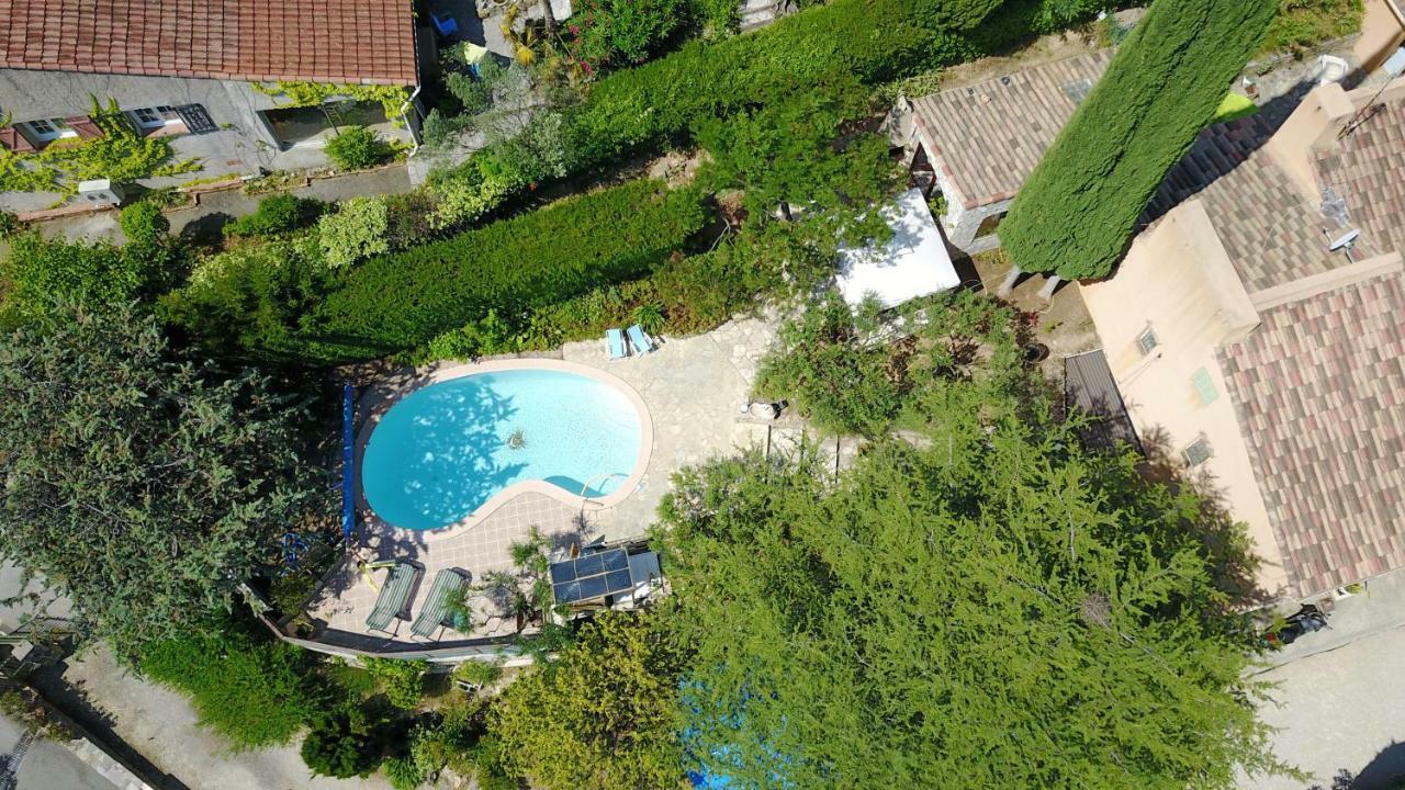 B&B Chez Max Figanieres ภายนอก รูปภาพ