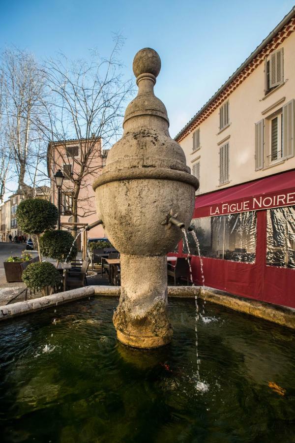 B&B Chez Max Figanieres ภายนอก รูปภาพ