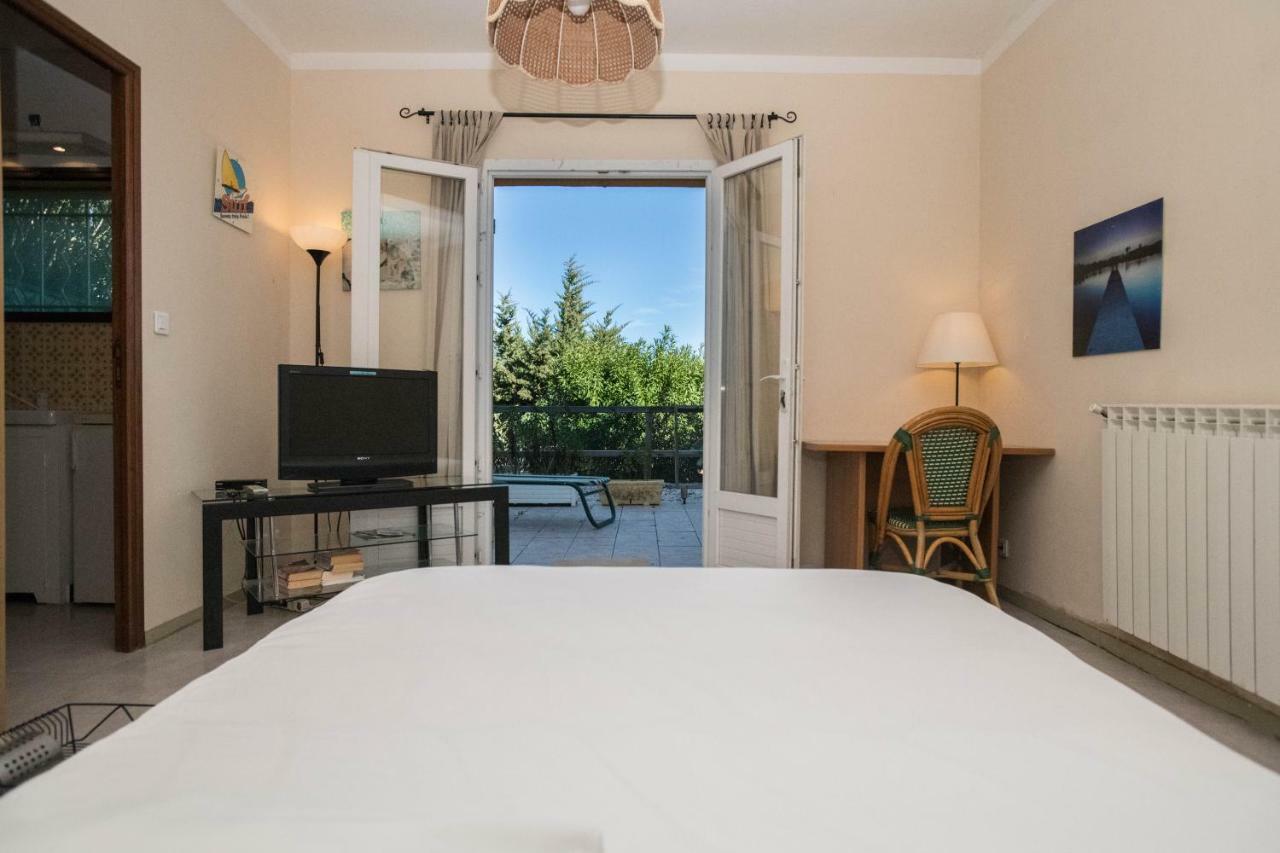 B&B Chez Max Figanieres ภายนอก รูปภาพ
